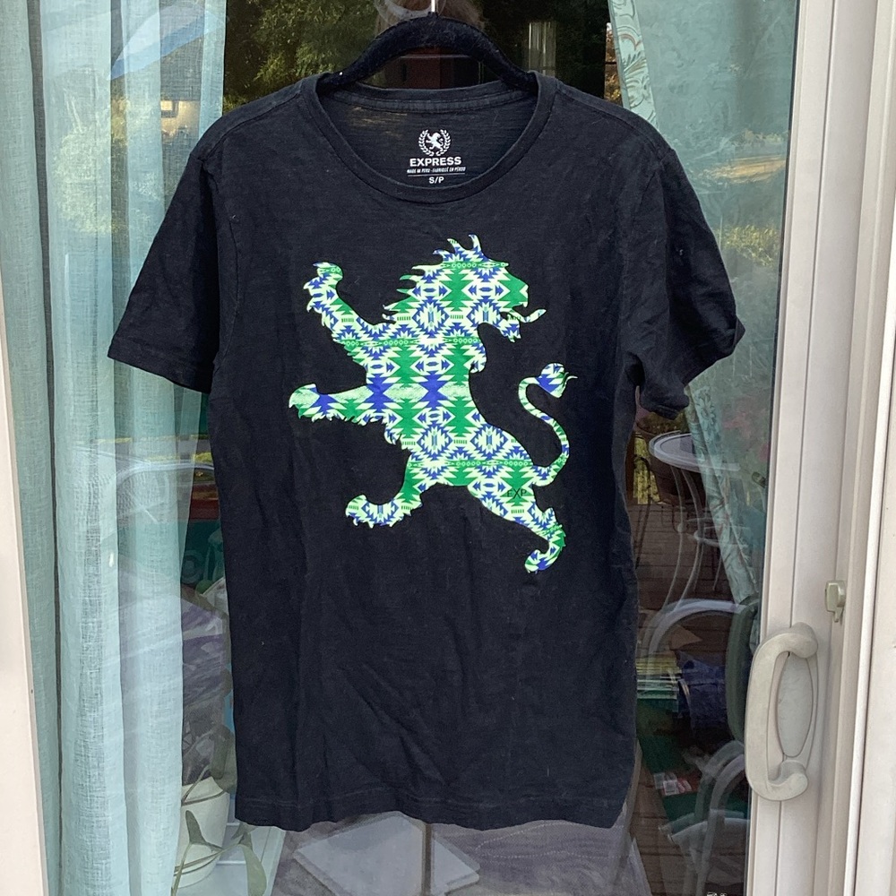 Express Black Tee with Vibrant Patterned Lion